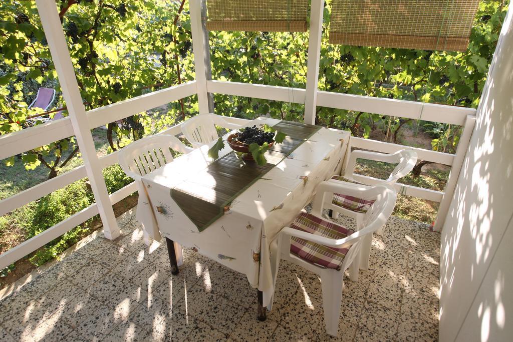 Kucica Ljubcek Villa Privlaka  Phòng bức ảnh