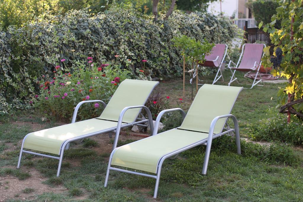 Kucica Ljubcek Villa Privlaka  Phòng bức ảnh
